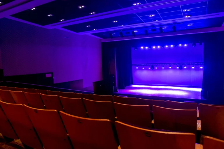 multimedia.grande.8c45231f1e4f664d.Z3JhbmRlLndlYnA=